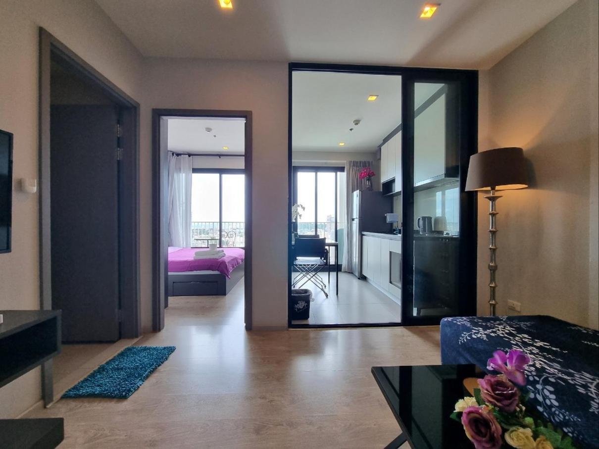 The Base Condo Center Of Pattaya Rooftop Swimming Pool מראה חיצוני תמונה