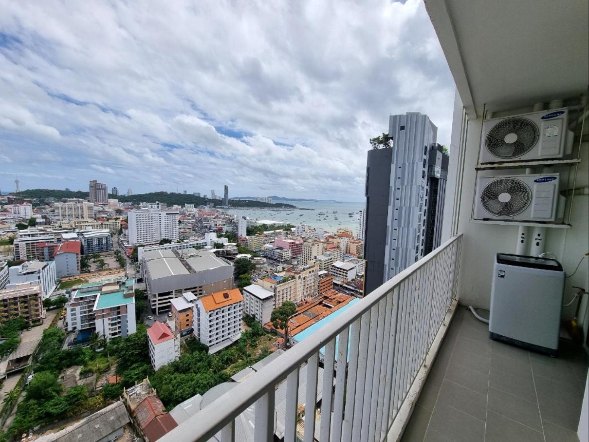 The Base Condo Center Of Pattaya Rooftop Swimming Pool מראה חיצוני תמונה